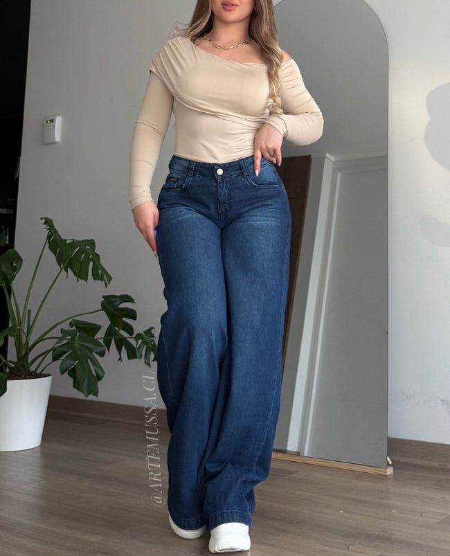 BAGGY JEANS A LA CADERA - AZUL