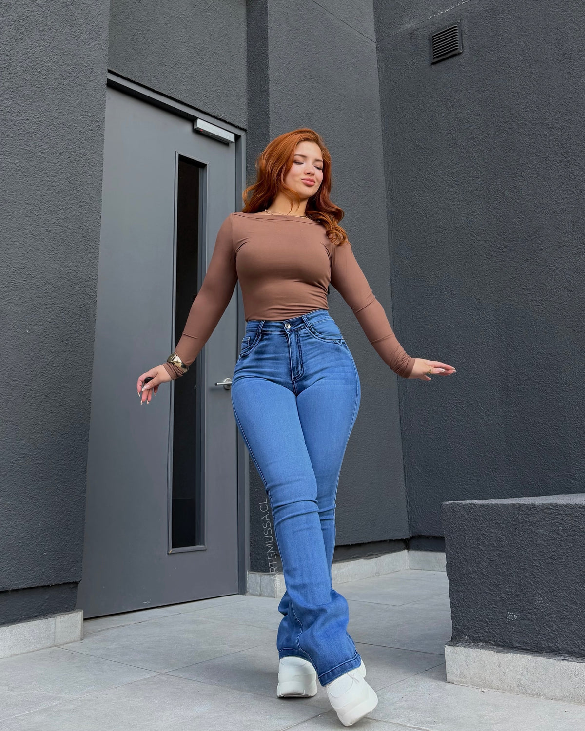 FLARE JEANS BARCELONA - CELESTE
